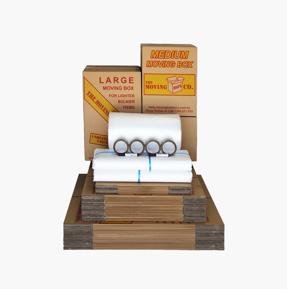 Moving Pack containing boxes and packing accessories suitable for moving a 3 to 4 bedroom house